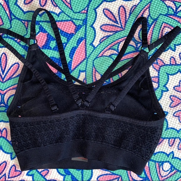 Gymshark Energy + Seamless Sports Bra (XS) - Picture 4 of 8